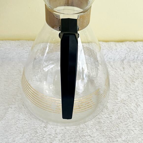 Vtg Pyrex 1960's Mid Century Modern Coffee Carafe Gold Accents No Lid Coffee Pot - Picture 6 of 7